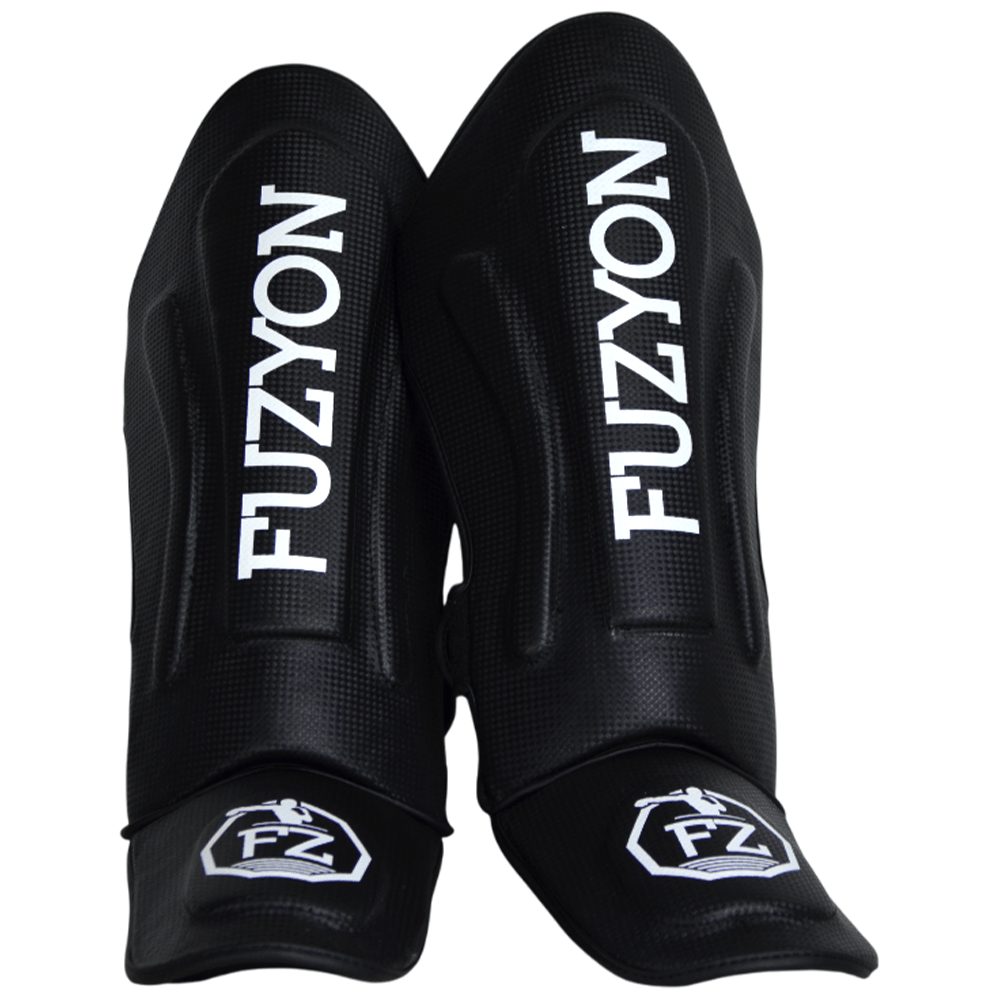 Caneleira Muay Thai Fuzyon Black